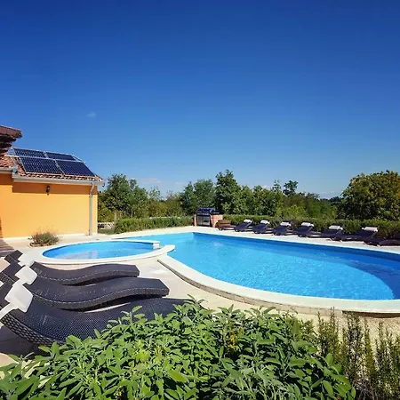 Villa Histria