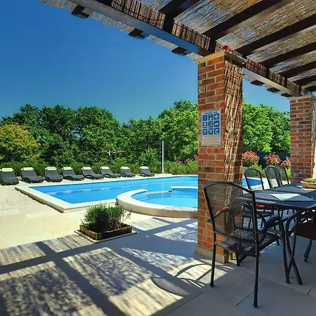 Villas Vea Histria Βίλα Režanci