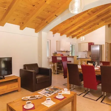 Villas Vea Histria Βίλα *