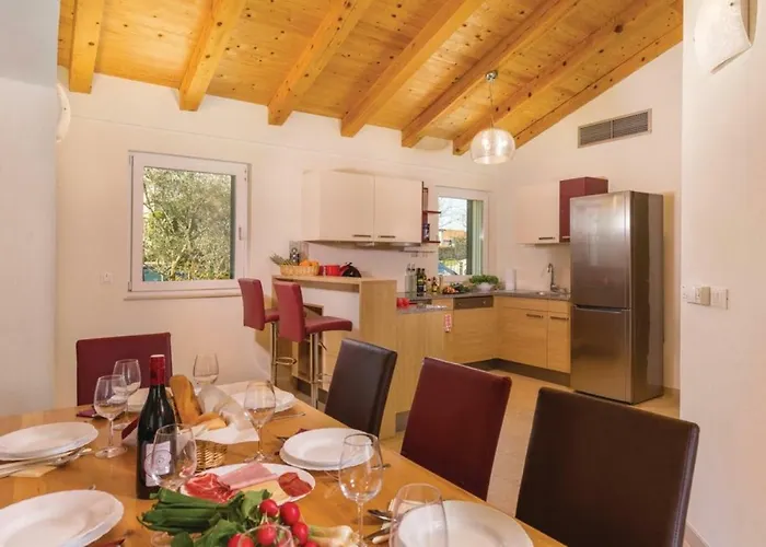 Vila Villas Vea Histria Rezanci