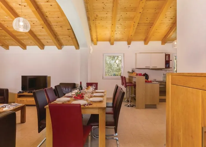 Vila Villas Vea Histria Rezanci